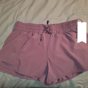 Women's Black Shorts NWT Stori Brand Size 8 Onyx